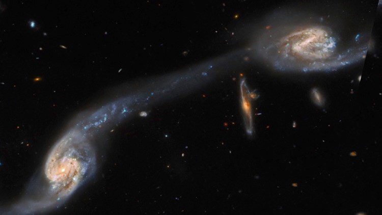 Hubble Space Telescope Captures Gorgeous Photo of Merging Galaxies