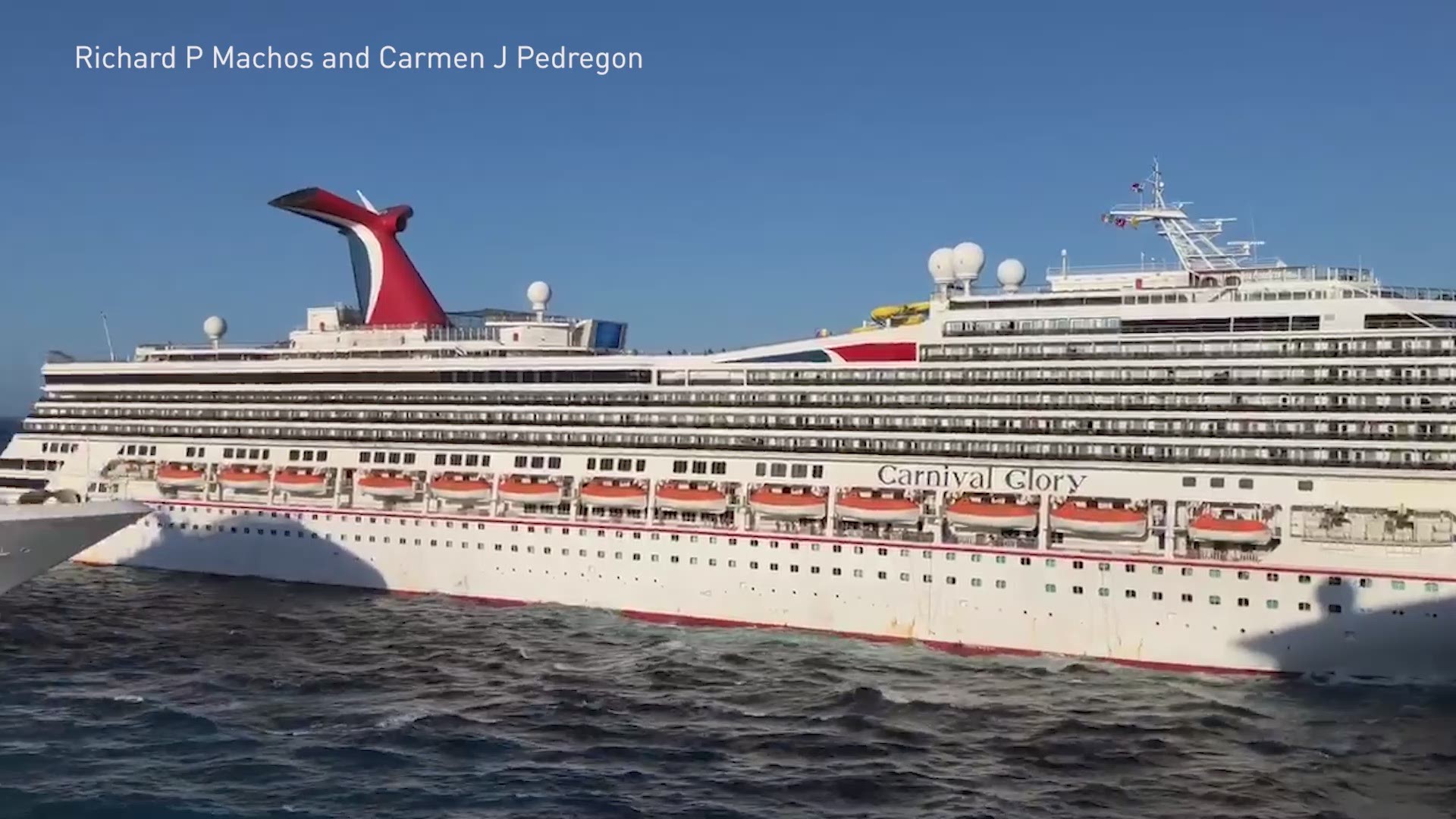 carnival cruise ships collide in cozumel