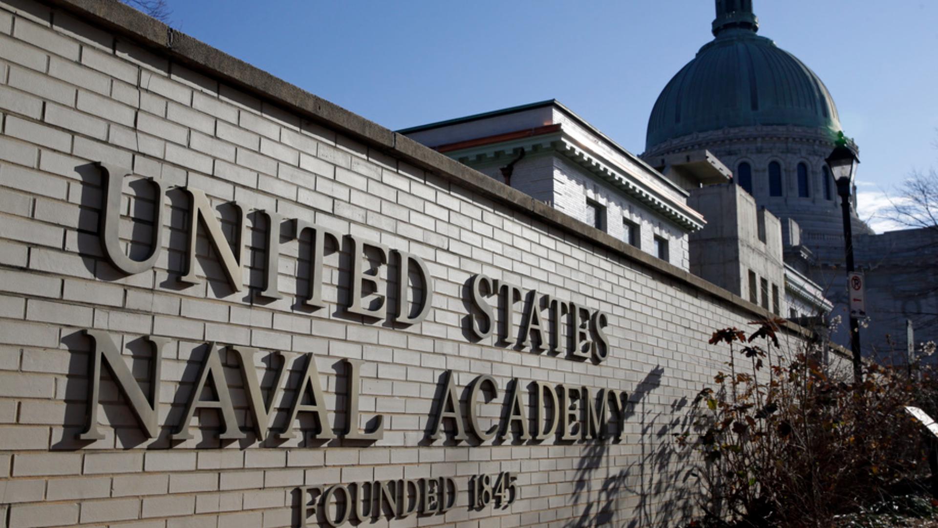 Raw video of the hat toss at the end of today's Naval Academy commencement in Annapolis, Maryland. Via: WBAL.