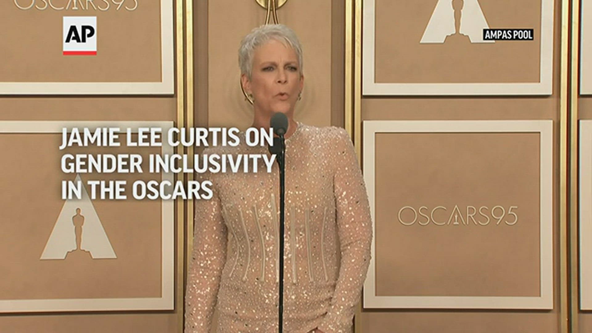 Jamie Lee Curtis discussed whether best acting categories should be "de-gendered" after winning best supporting actress at the Oscars.