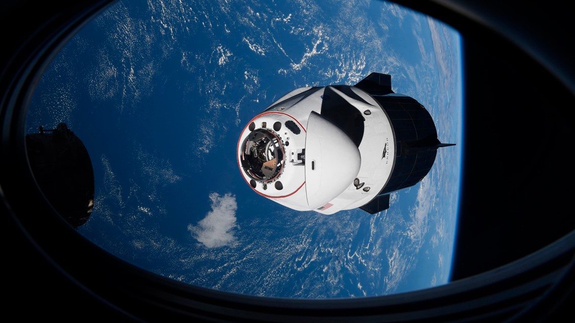 Can private space travelers be called astronauts? - Vimarsana News