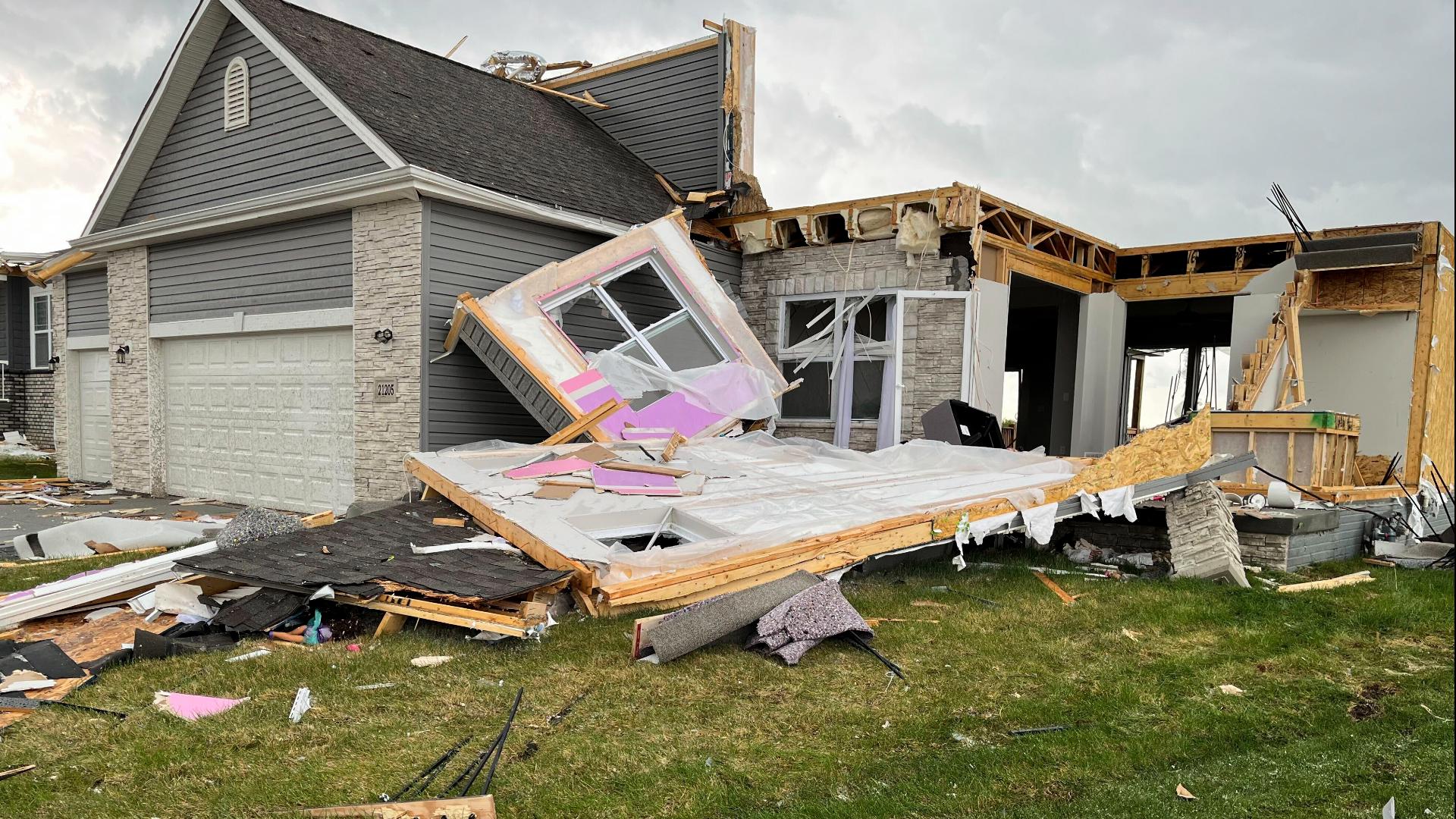 Nebraska tornado: Omaha suburbs suffer severe damage | wgrz.com