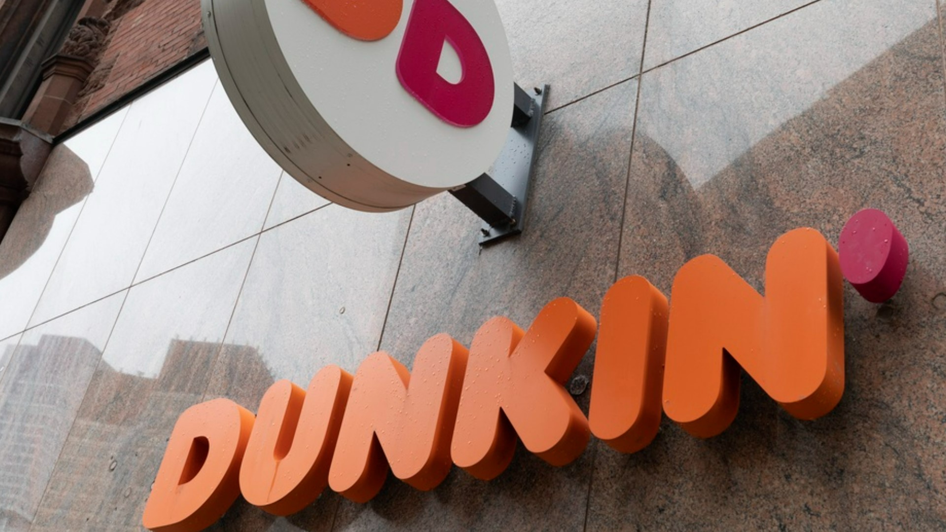 Dunkin' locations in America run out of doughnuts, offer 'Munchkins