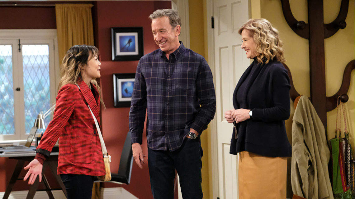 Last Man Standing Sneak Peek Mike Tries To Keep Jen S Arrival A Secret Exclusive Wgrz Com