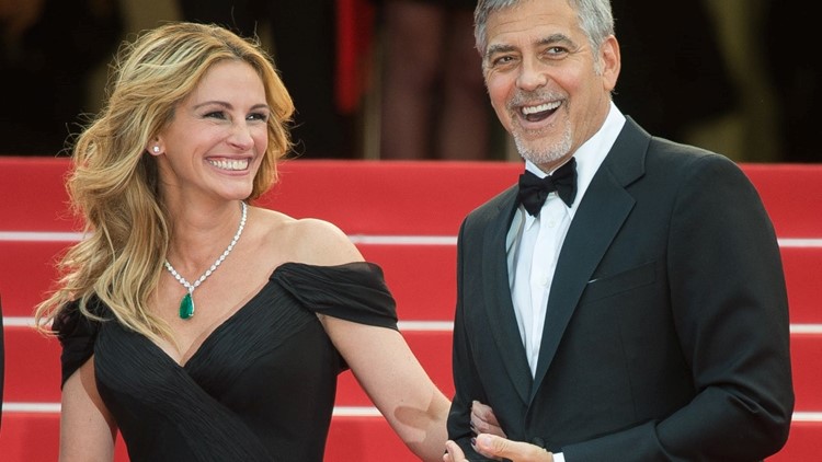 Julia Roberts Says George Clooney Saved Her From 'Complete Loneliness'  While Filming 'Ticket to Paradise' | wgrz.com