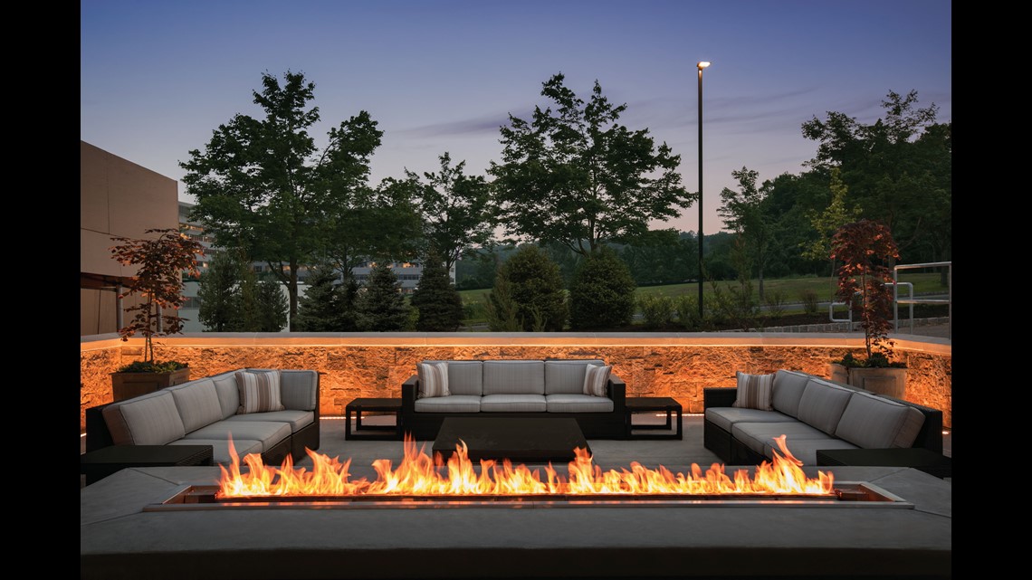 Cozy Fire Pits Lure Guests To Hotels Restaurants And Bars Wgrz Com Embassy Suites By Hilton At Berkeley Heights In Central New Jersey Has Outdoor Fire Pits For Making S Mores When The Temperature Begins To Dip