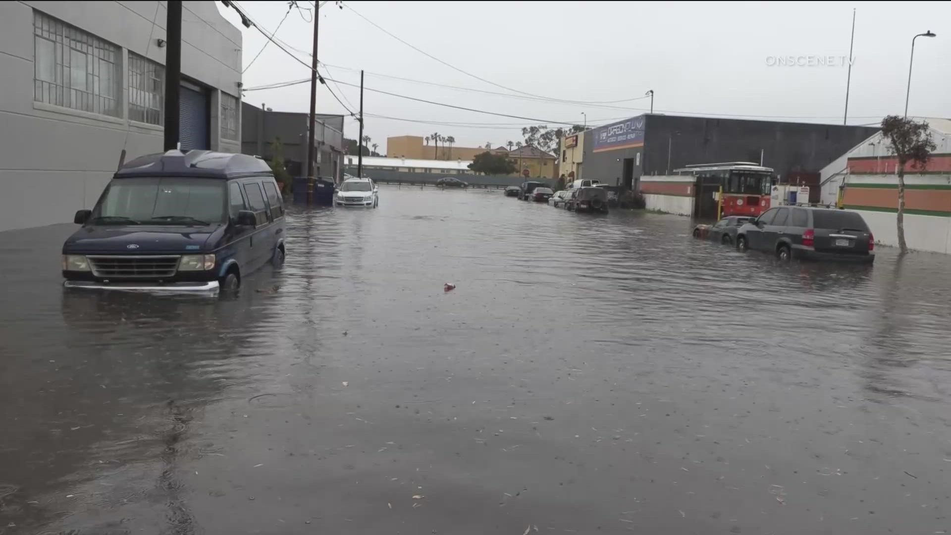 Standed Deep Download San Diego drivers left stranded in cars as flash-flooding strikes ...