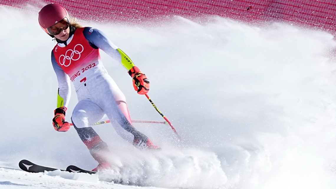 Winter Olympics top video moments: Monday, Feb. 7