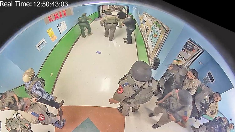 VIDEO: Hallway footage in Uvalde school shooting obtained by KVUE