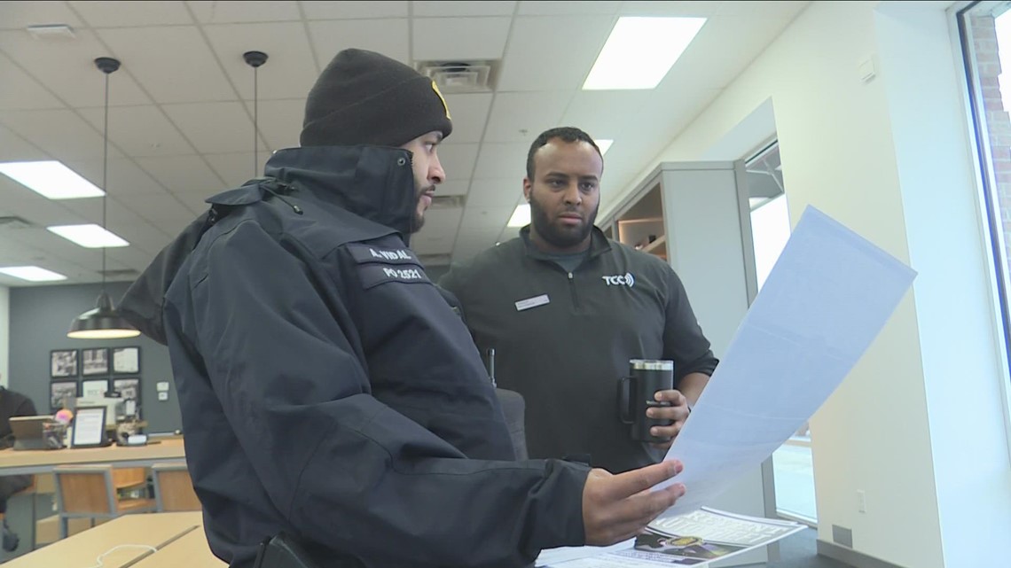 Buffalo Police discuss holiday safety, share tips