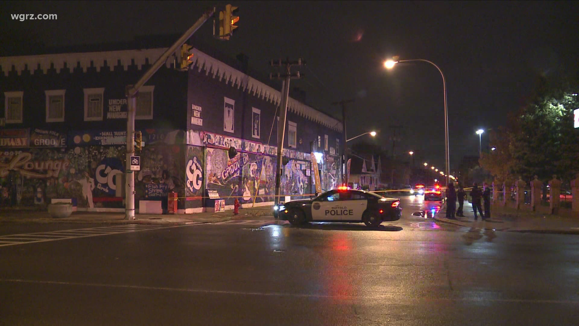 A 2 On Your Side photographer captured this scene outside the Groove Lounge at 1210 Broadway around 1 a.m.