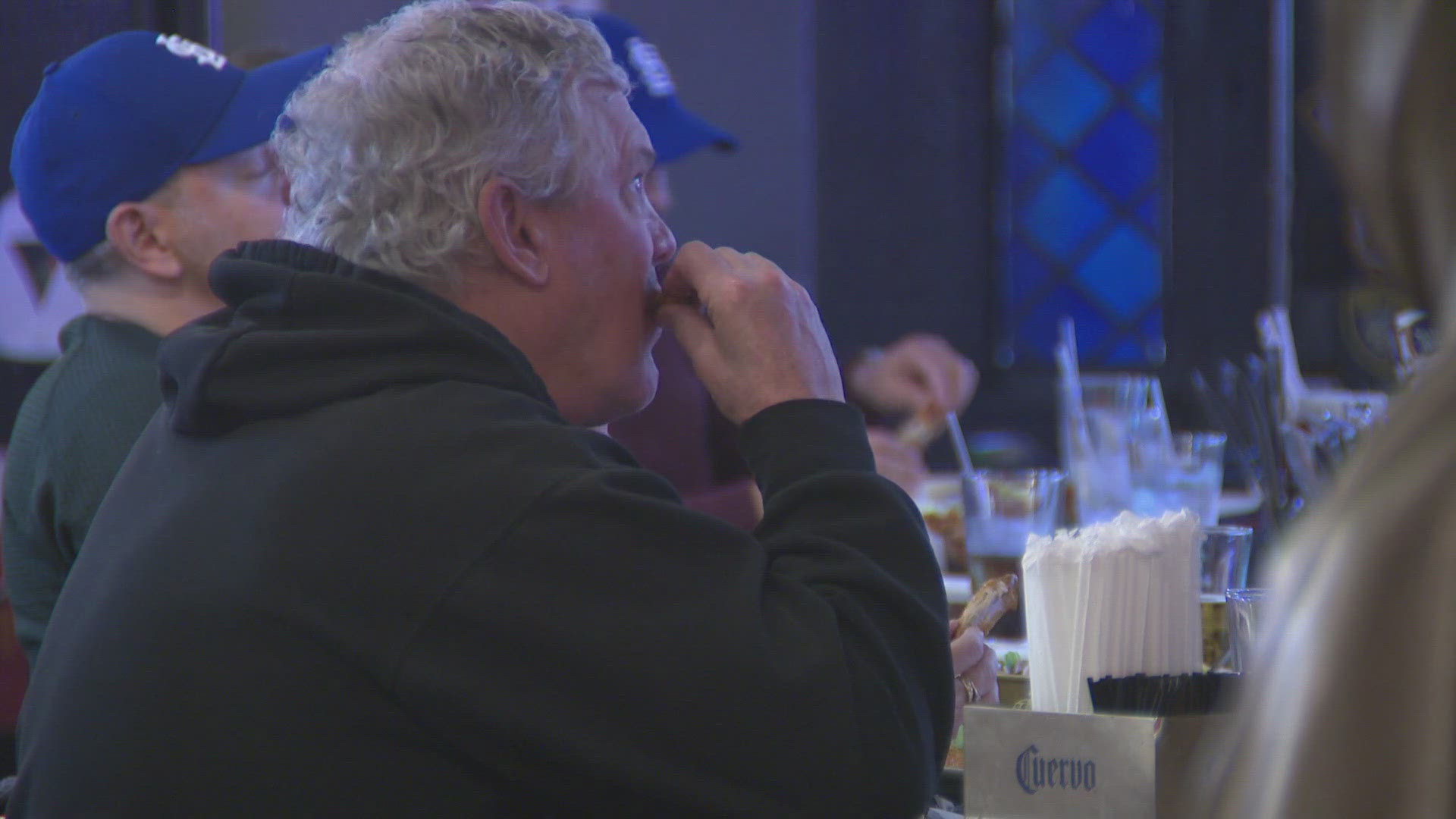 Buffalo bars gear up for Sabres playoff frenzy | wgrz.com