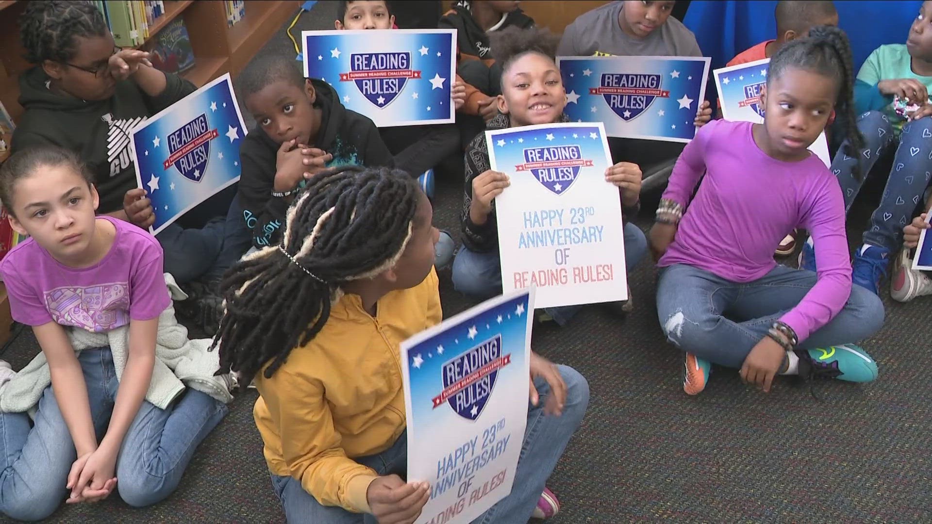 Mayor Brown's 'Reading Rules' summer reading program kicks off for children