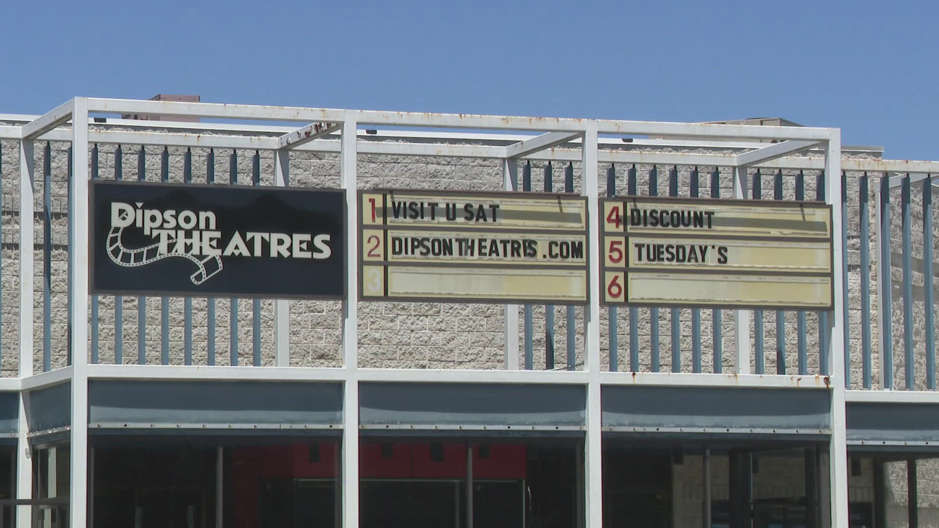 Dipson Theatres at McKinley Mall closes amid a dispute over a faulty HVAC system and unpaid rent.