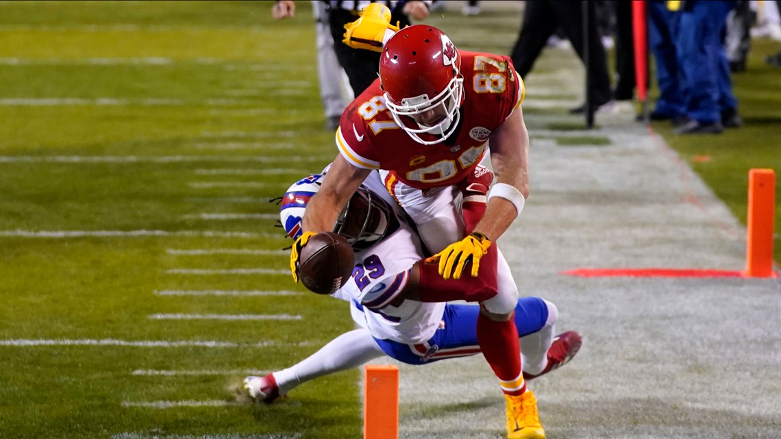 AFC championship game: Bills-Chiefs ends with late-game scuffle - Sports  Illustrated