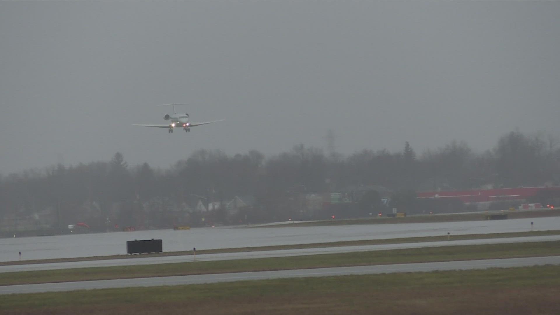 With airport closed, Bills spend Christmas Eve in Chicago after