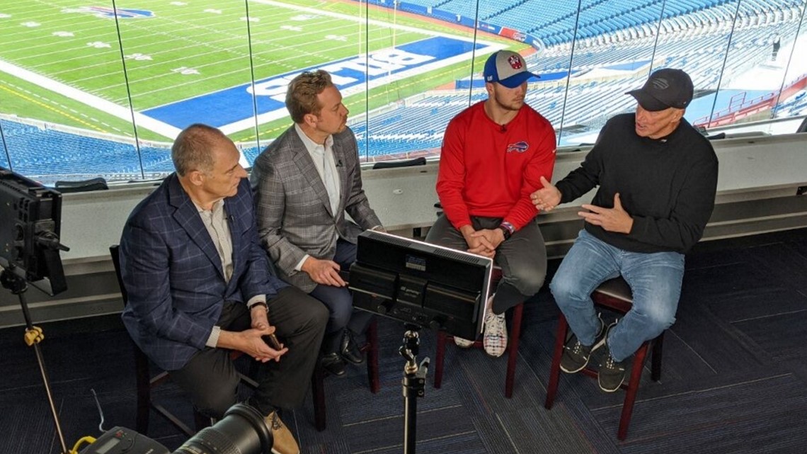 Franchise QB Jim Kelly and future franchise QB Josh Allen pregame