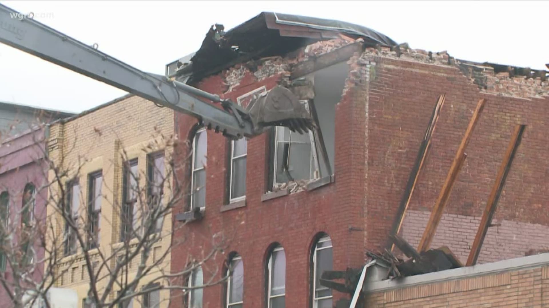 Emergency demolition for Ellicott St. building