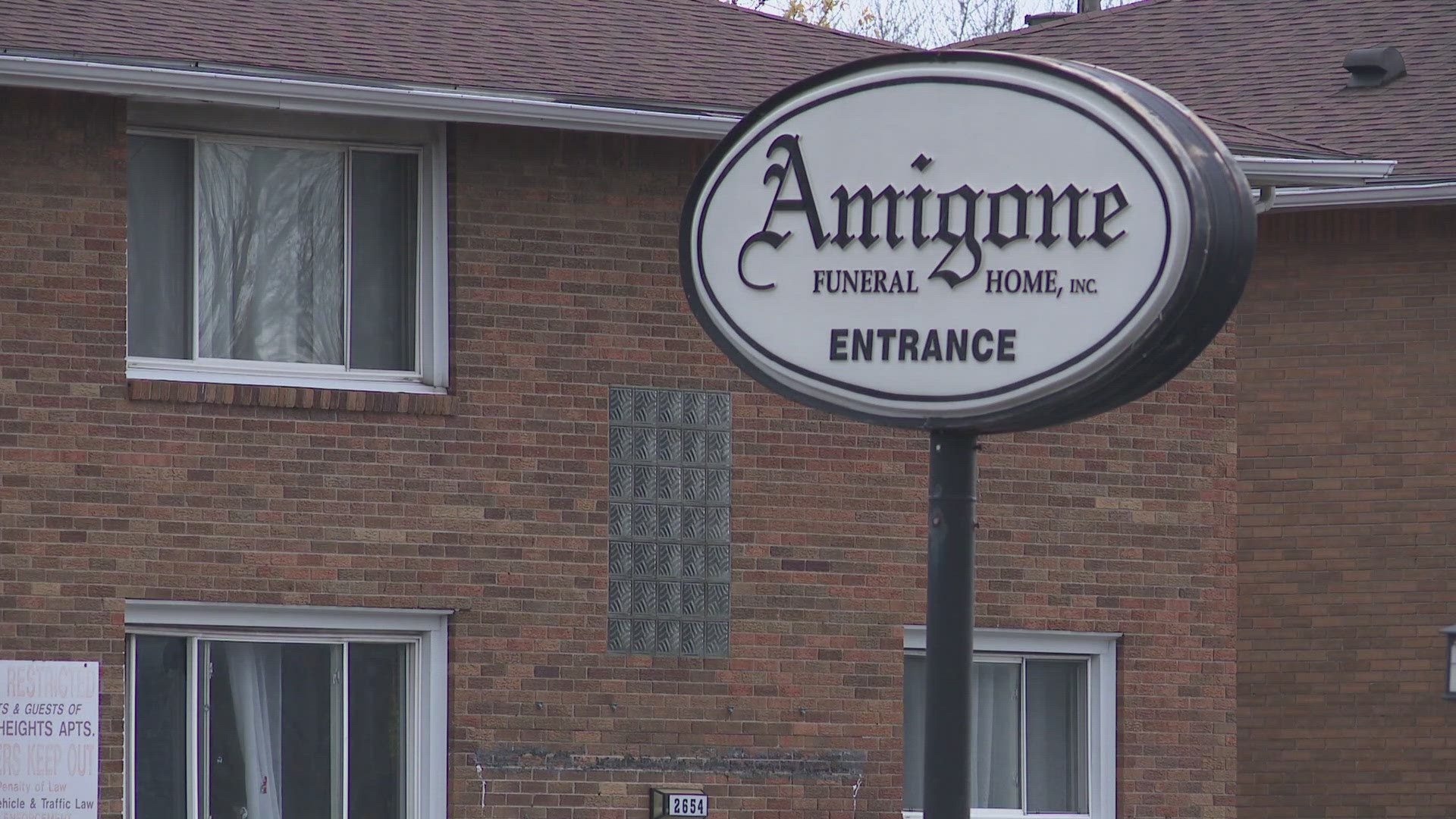 The Amigone crematory on Sheridan Drive has drawn the ire of neighborhood residents and lawmakers for decades. Now it will be forced to shut down.