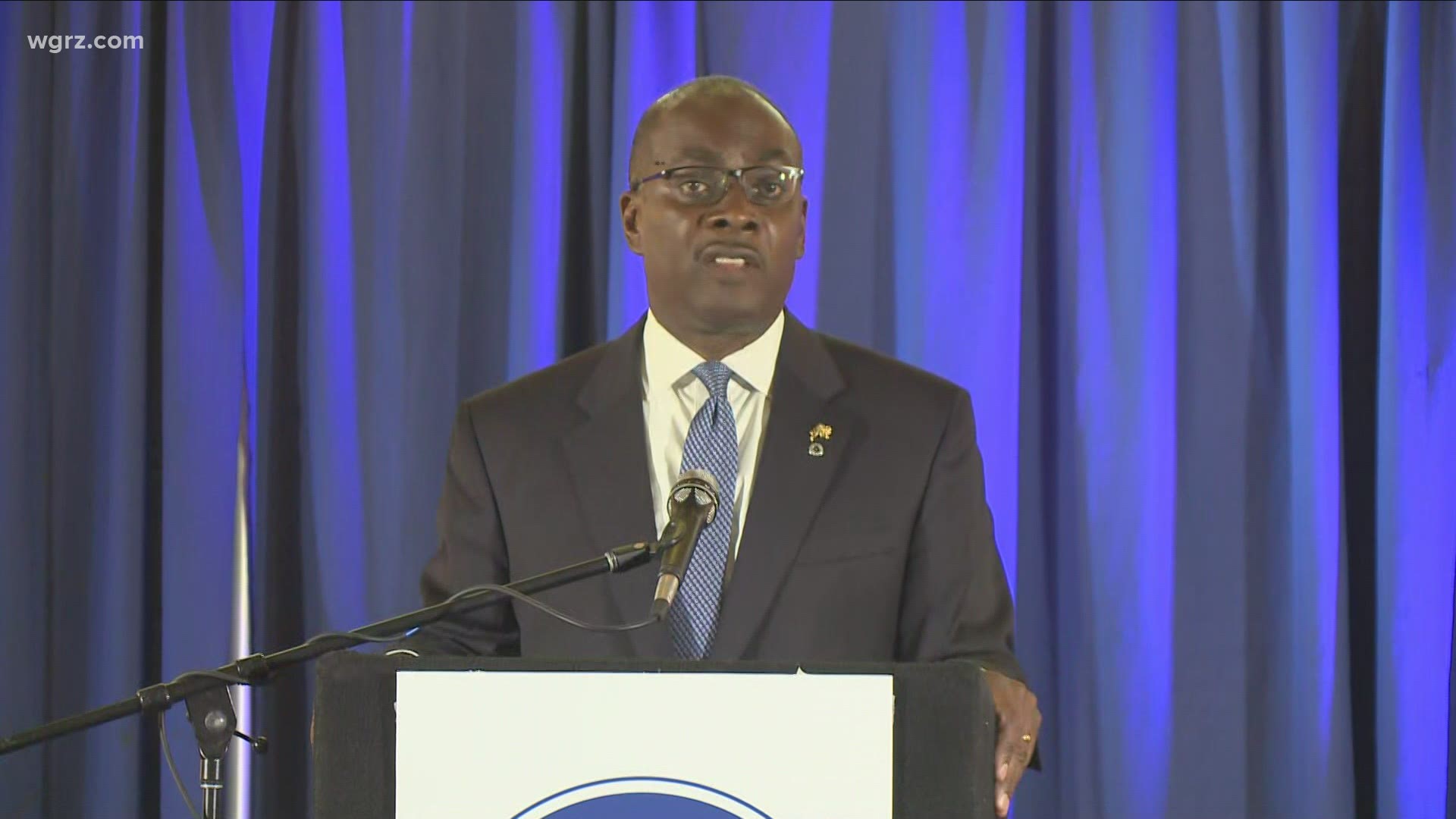 A new campaign finance report for Mayor Byron Brown shows a thinning number of large donations after his shocking defeat on primary night.