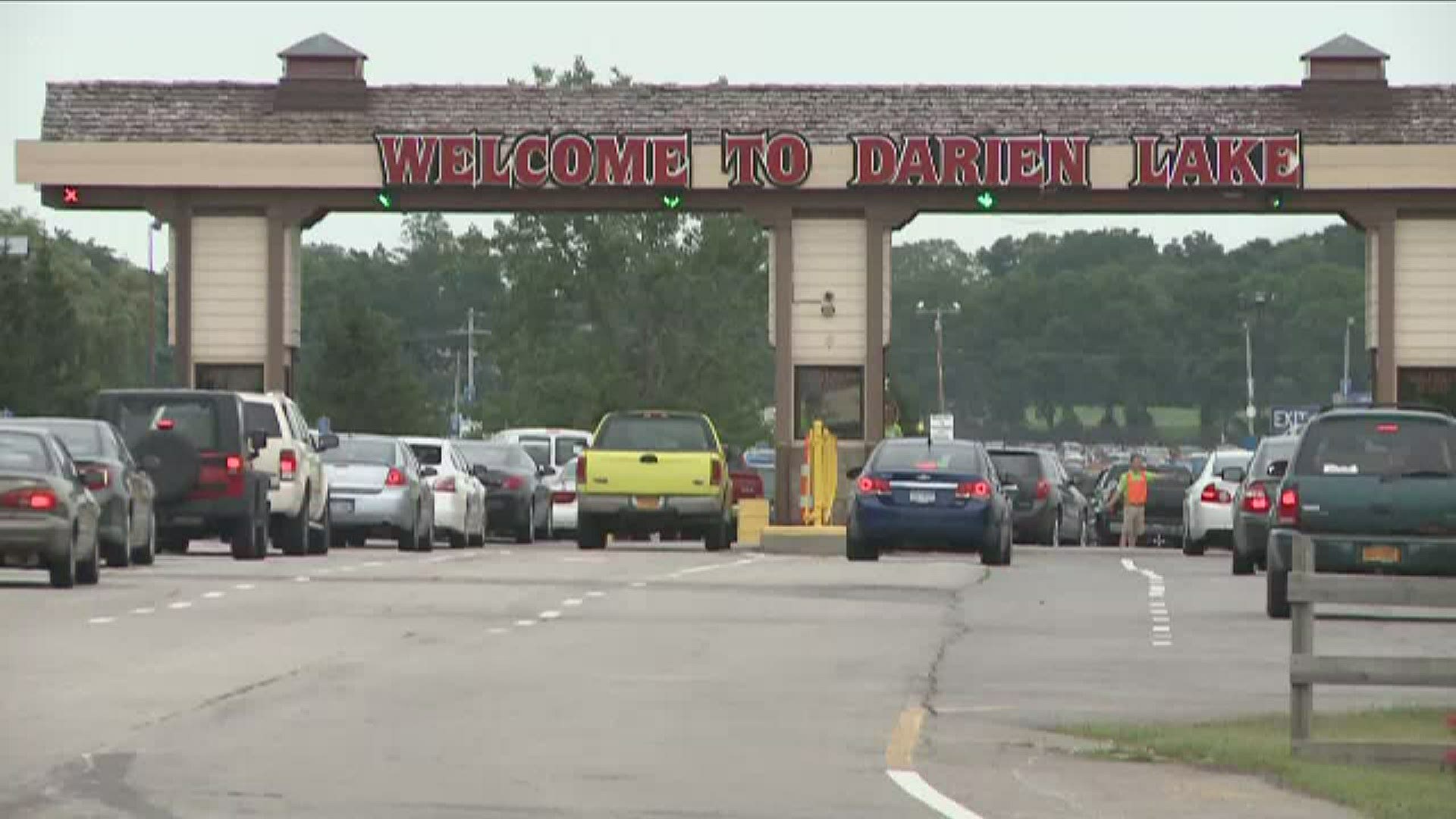 Darien Lake temporarily closed