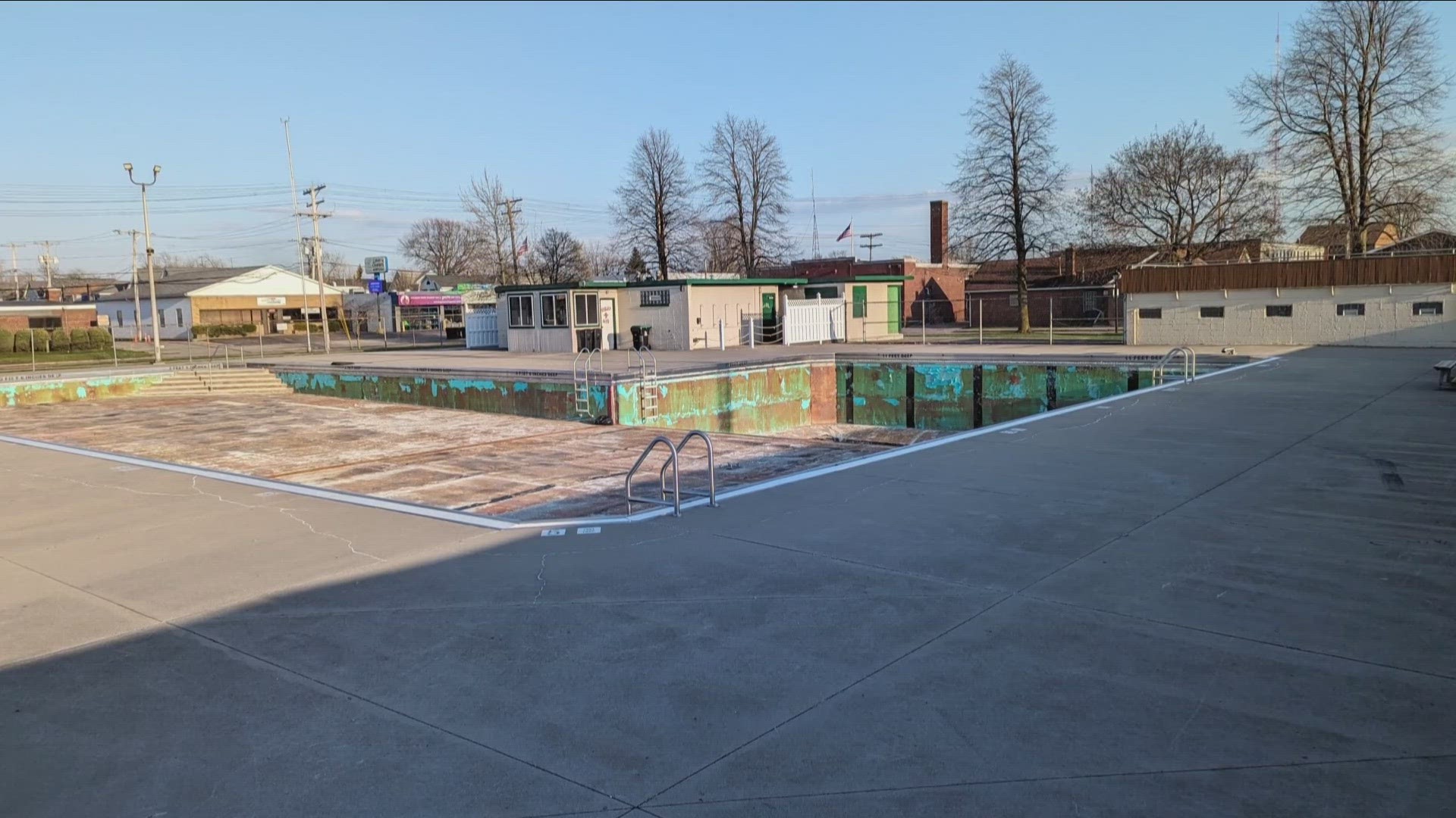 Kenmore pool to get new liner, roof | wgrz.com