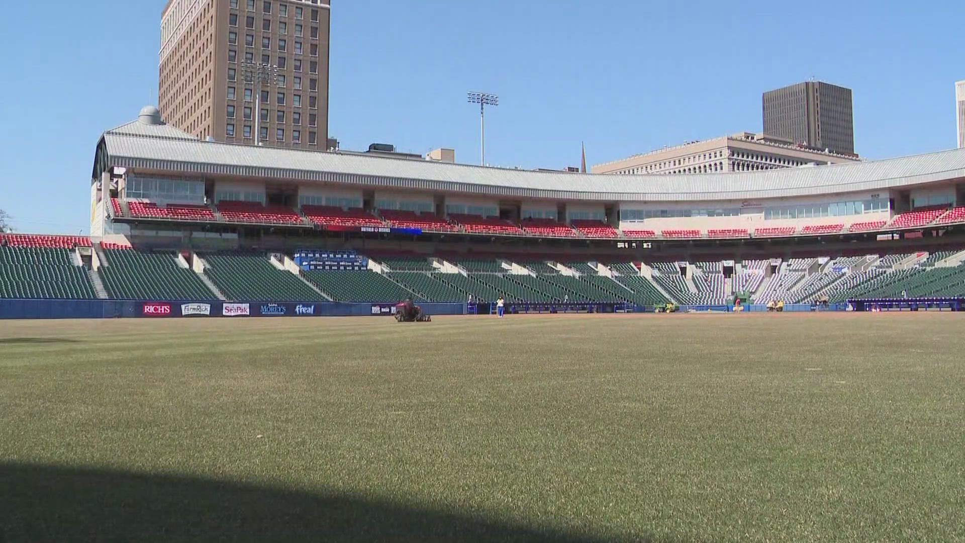 First mow of Sahlen Field with Bisons baseball on the horizon | wgrz.com