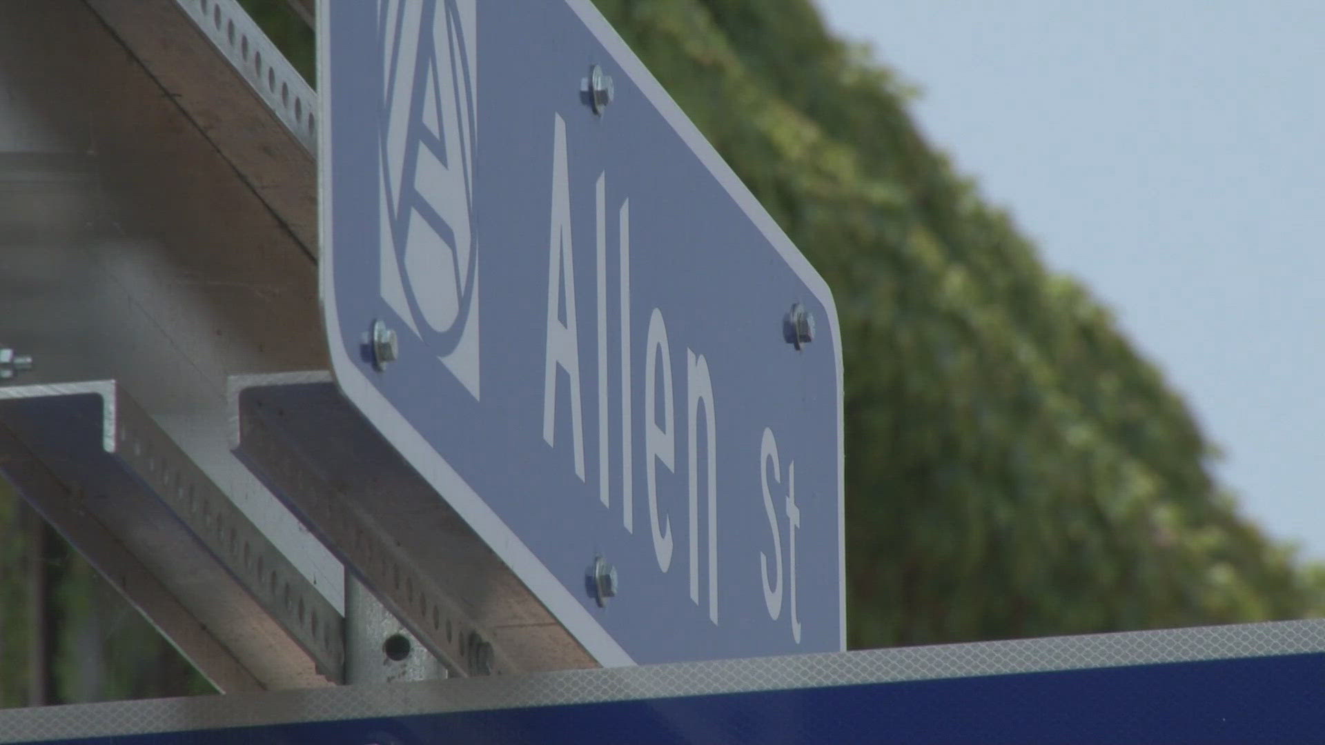 There's an agreement in place to sell the two vacant lots on Allen Street. Two well-known bars were destroyed in separate fires. 