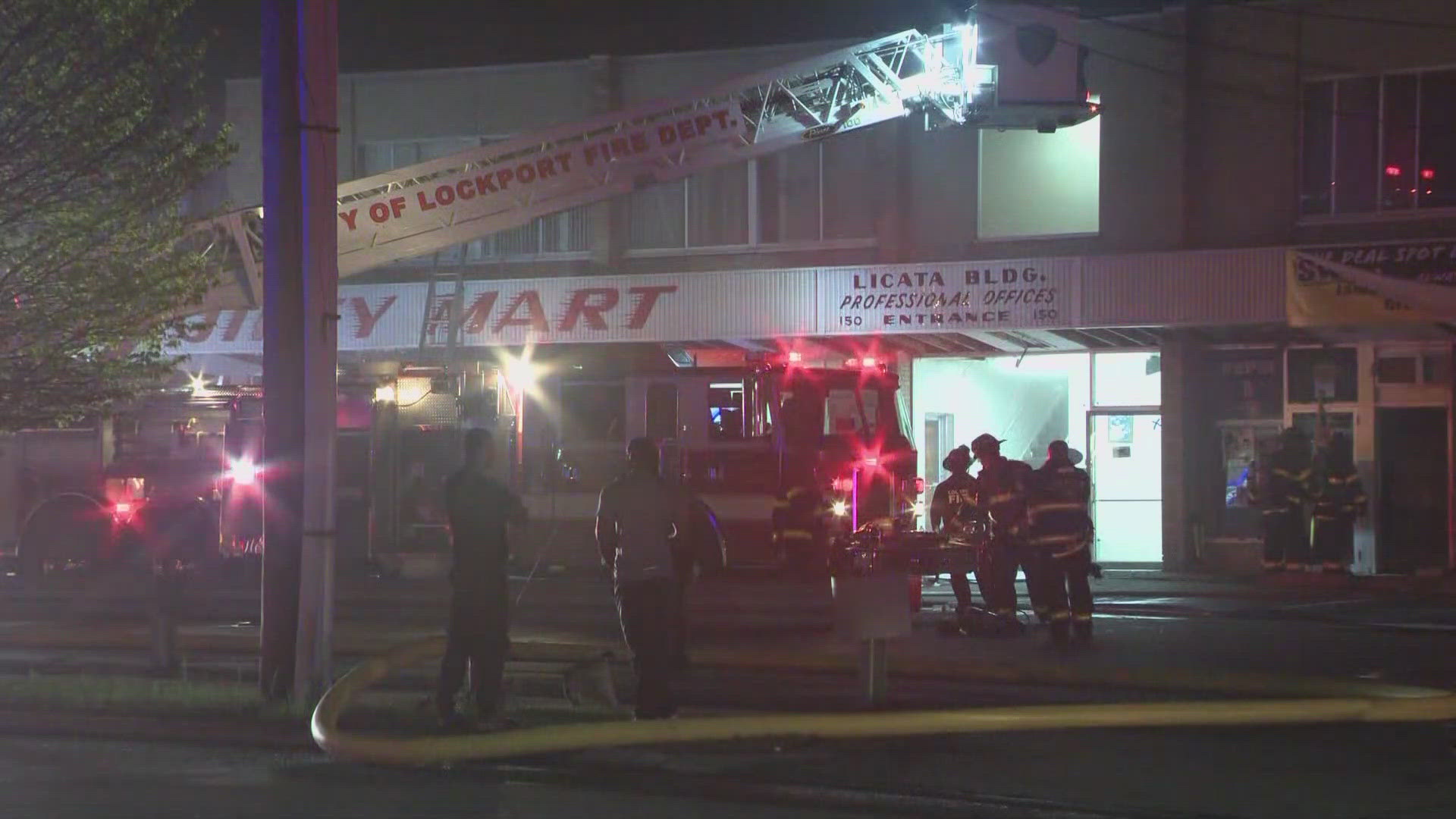 A building housing several businesses, including a minimart and a liquor store, sustained significant damage, Thursday evening.