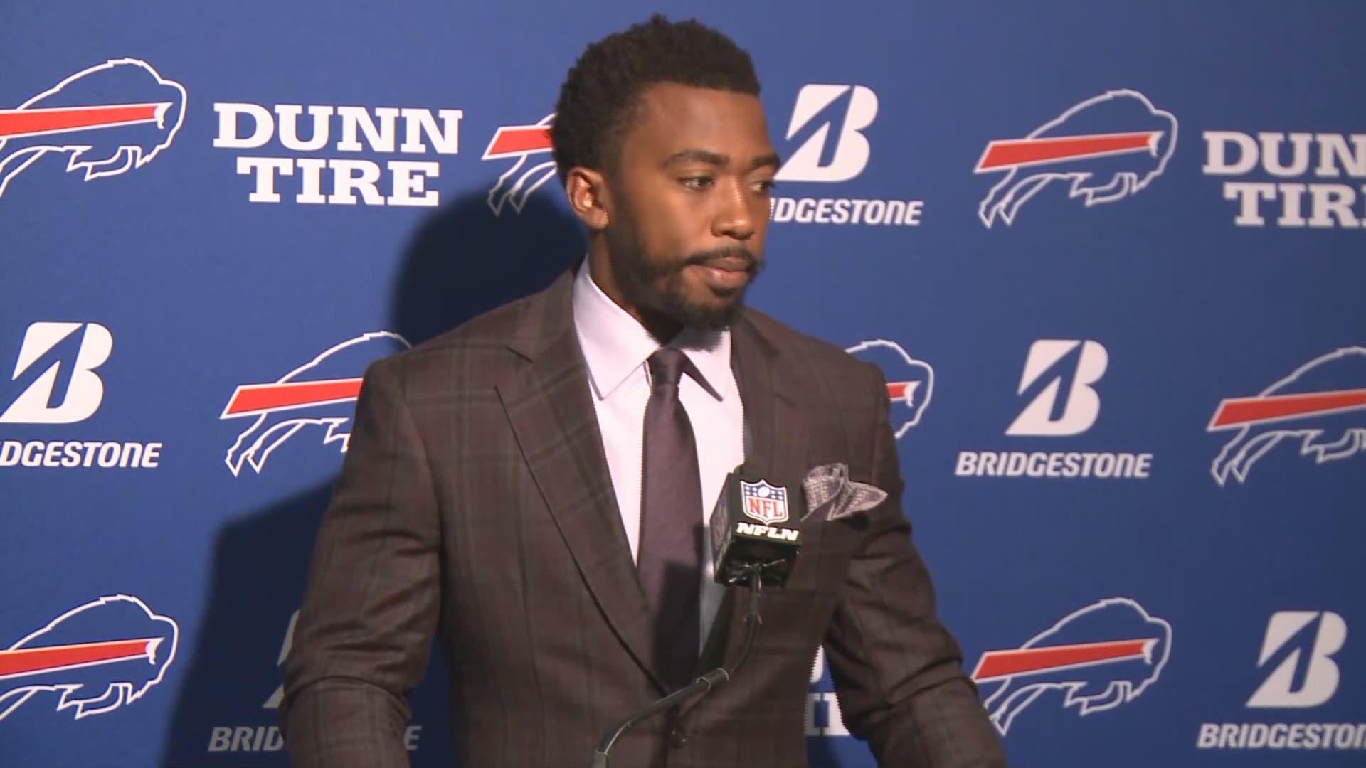 Tyrod Taylor takes the blame for the offensive showing at Cincinnati.