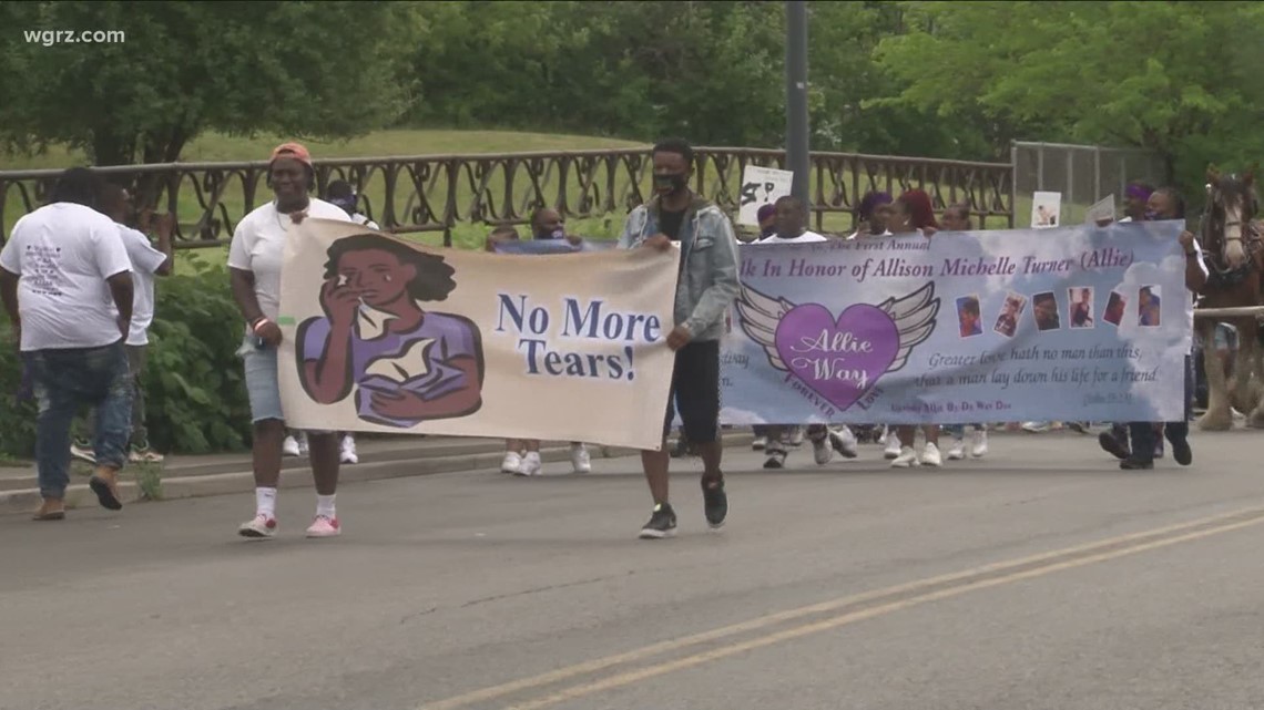 Allie's Walk shows support for family impacted by domestic violence - Vimarsana News