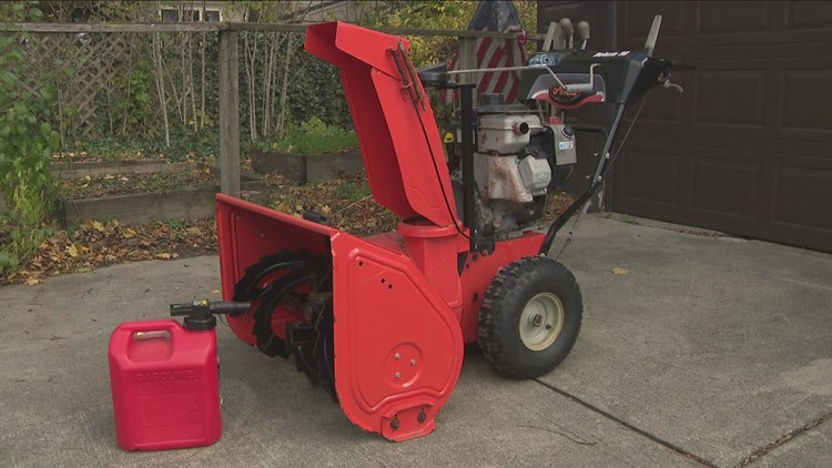 Across WNY, residents make last-minute preparations ahead of snow