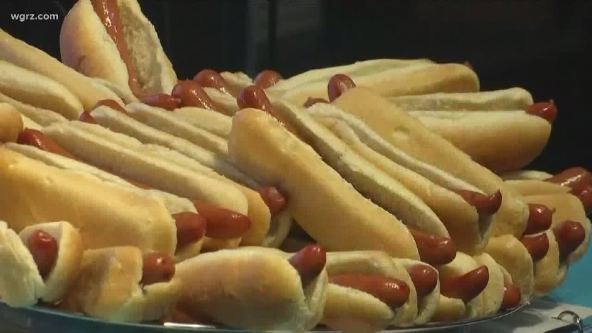 WNY man to compete in hot dog contest