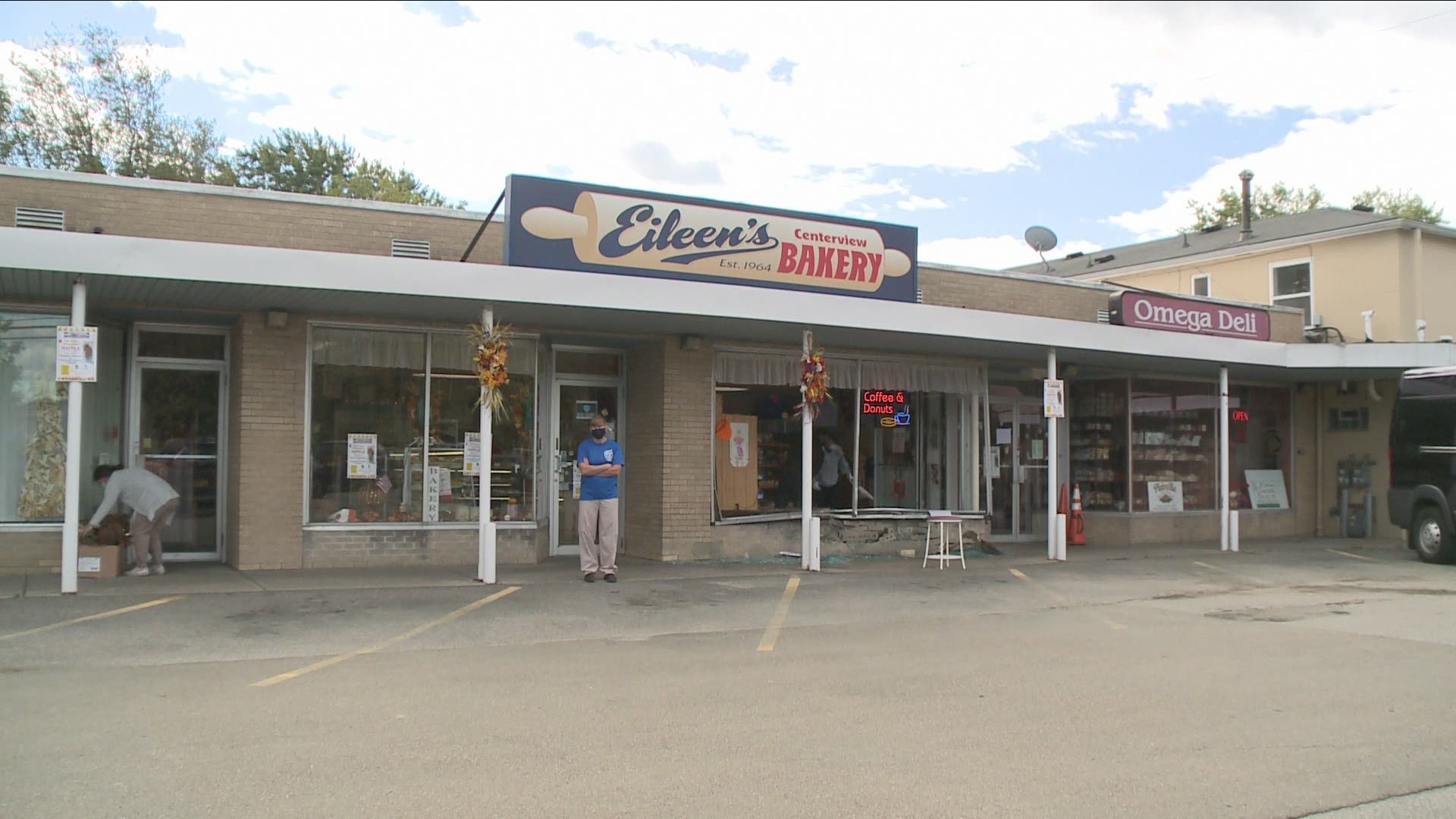 Car Drives Into Eileen s Bakery