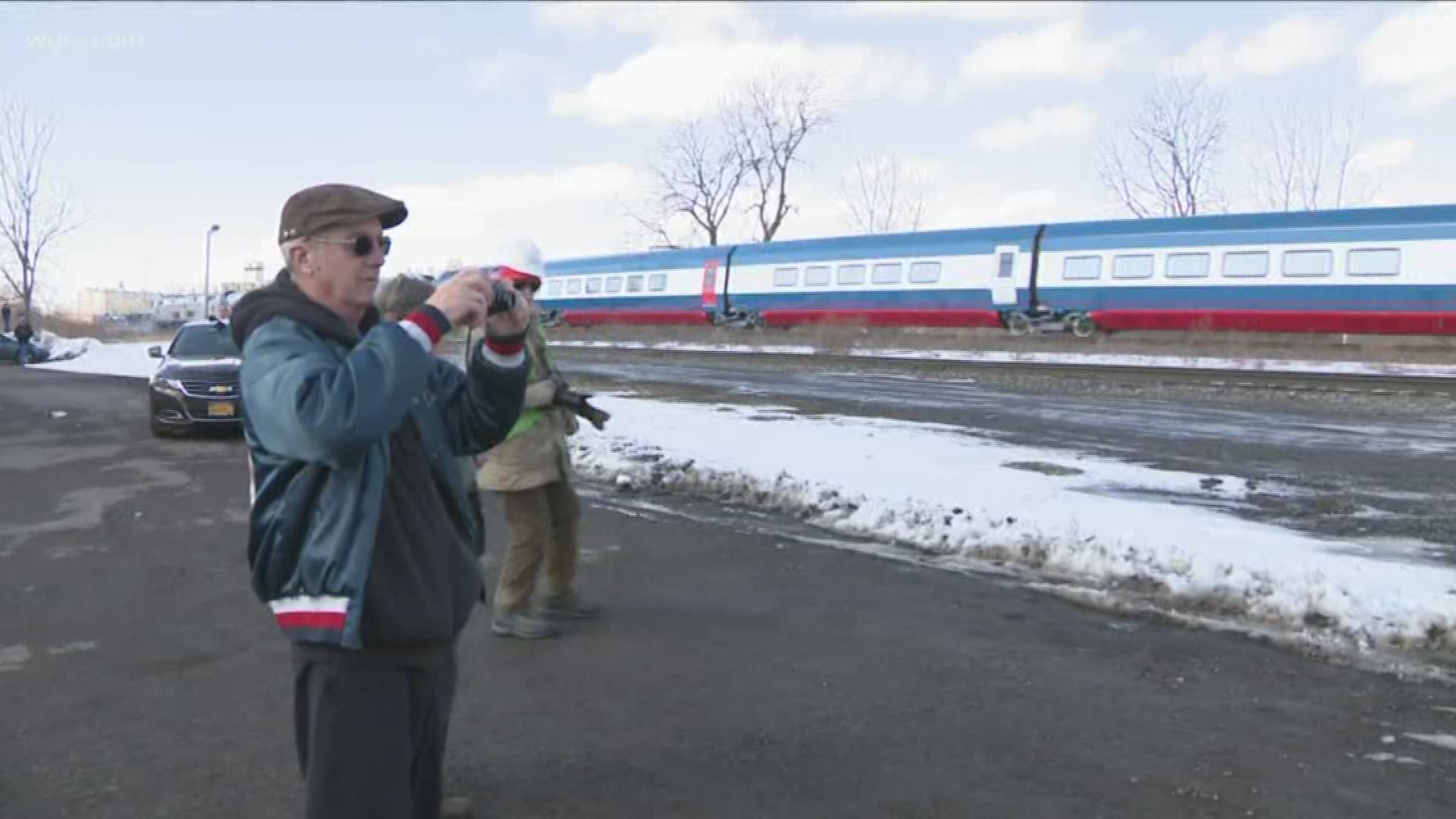 'Acela train set' passes through Buffalo