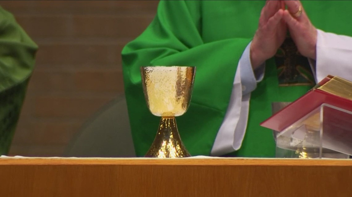 Sacramental wine temporarily suspended in some Catholic parishes - Vimarsana News