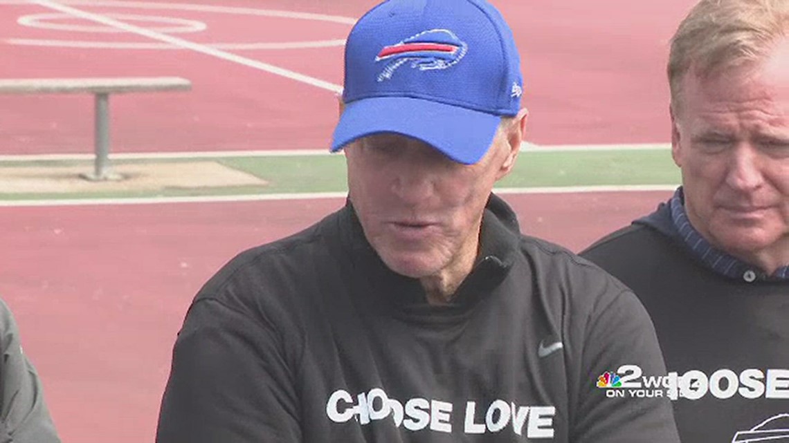Bruce Smith and Jim Kelly discuss Tops shooting