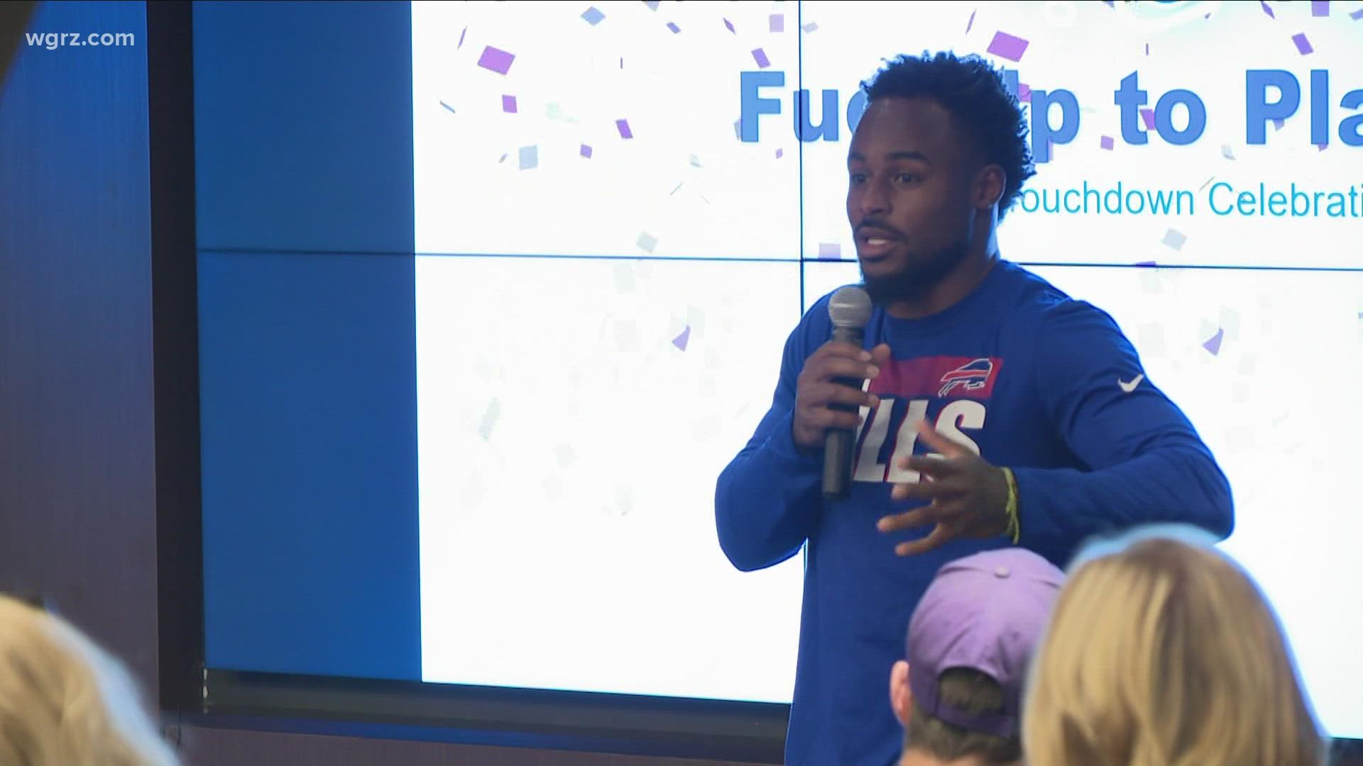 Bills Wide receiver Isaiah McKenzie met with kids to teach kids about the importance of healthy eating, sleeping and an active lifestyle.
