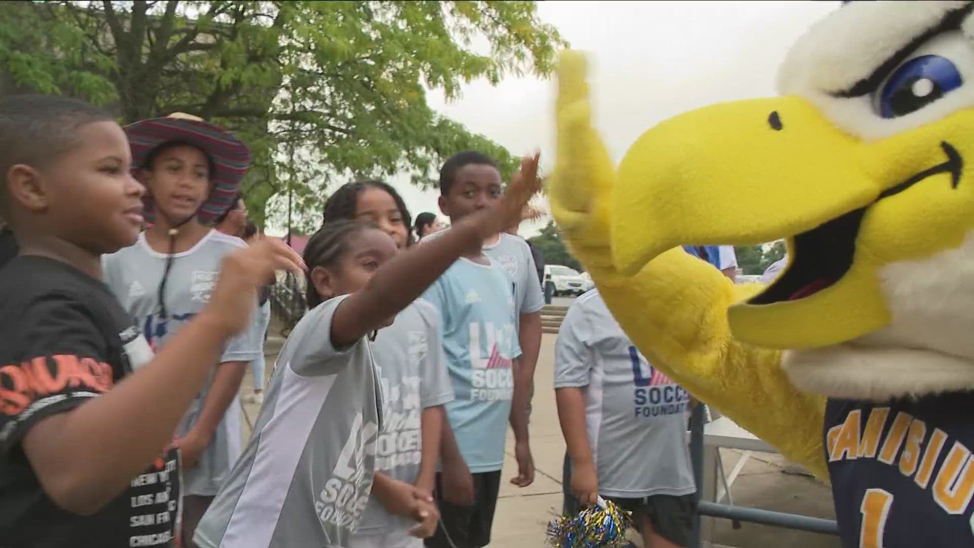 The free program forms teams of young athletes to play against each other.