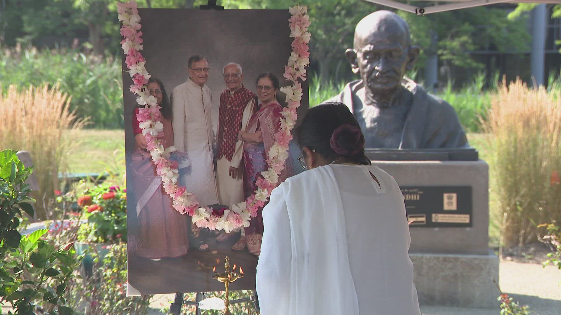 A vigil was held Saturday for four elderly members of the Divan Family who were killed in a car accident while traveling together in West Virginia.
