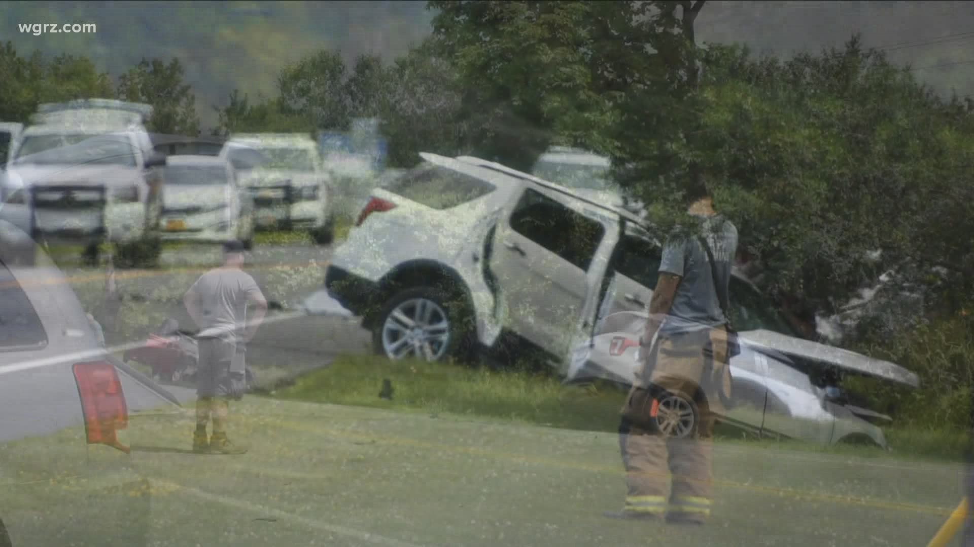 Deadly crash in Lewiston leaves one dead, and the other seriously hurt