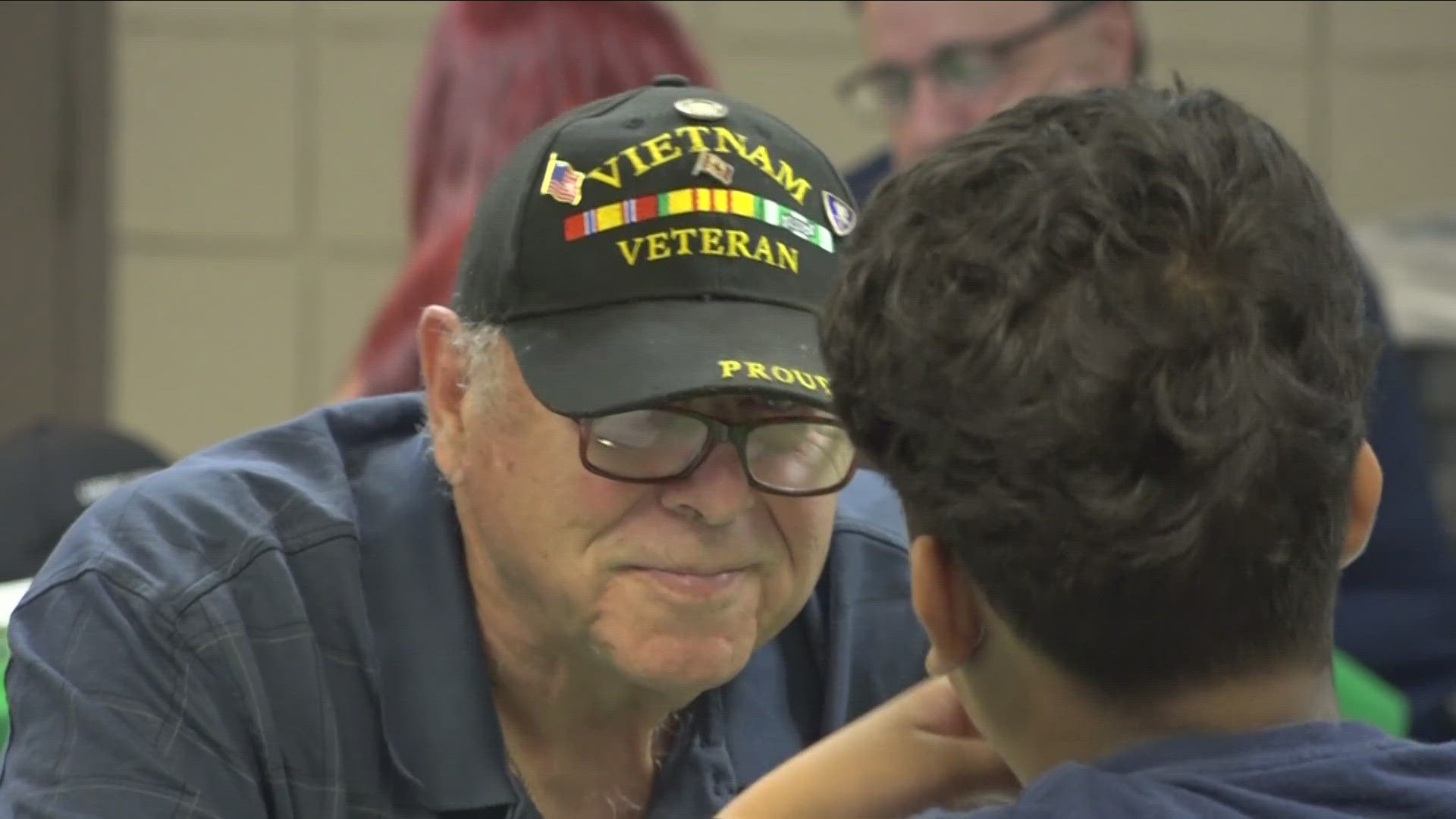 Students at Bilingual Center School 33 sat down with local veterans to ask questions about their experiences in the Armed Forces.