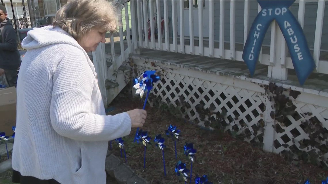Stop Abuse Campaign places pinwheels in Niagara Falls - Vimarsana News
