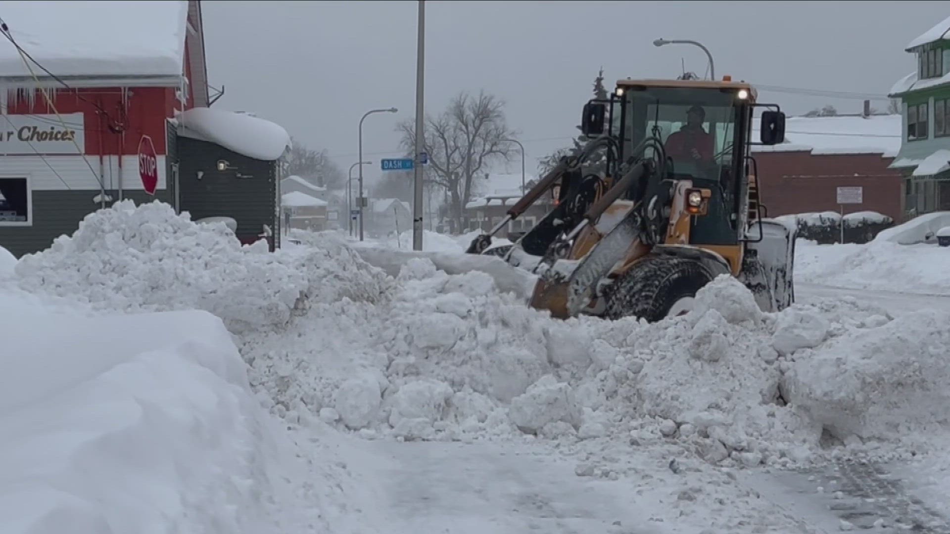 The mayor and other city officials thanked residents for keeping driving to a minimum,  noting the city has 200 pieces of snow removal equipment on the streets.