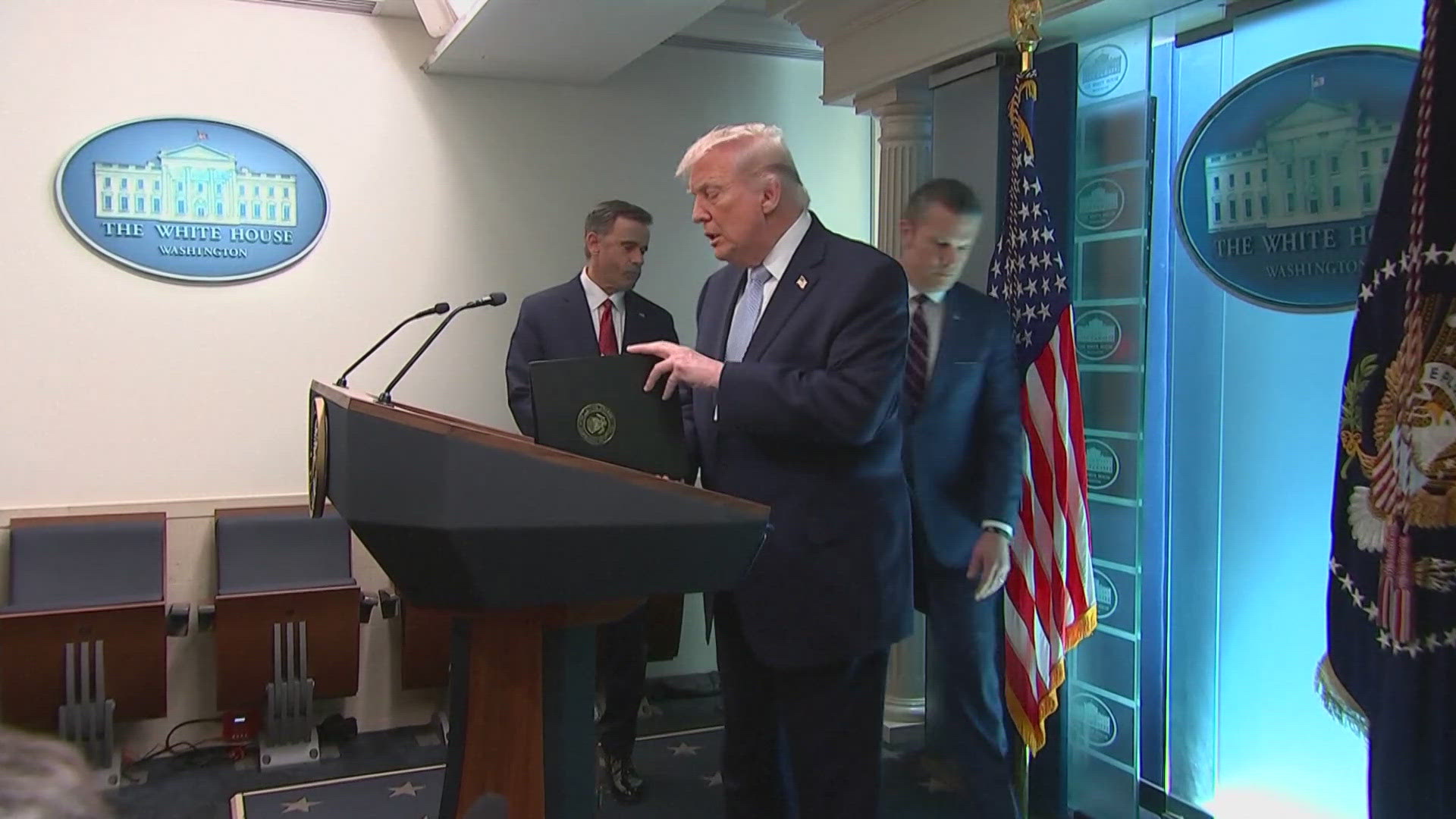Trump announces proposed end to bombings in Iran | wgrz.com