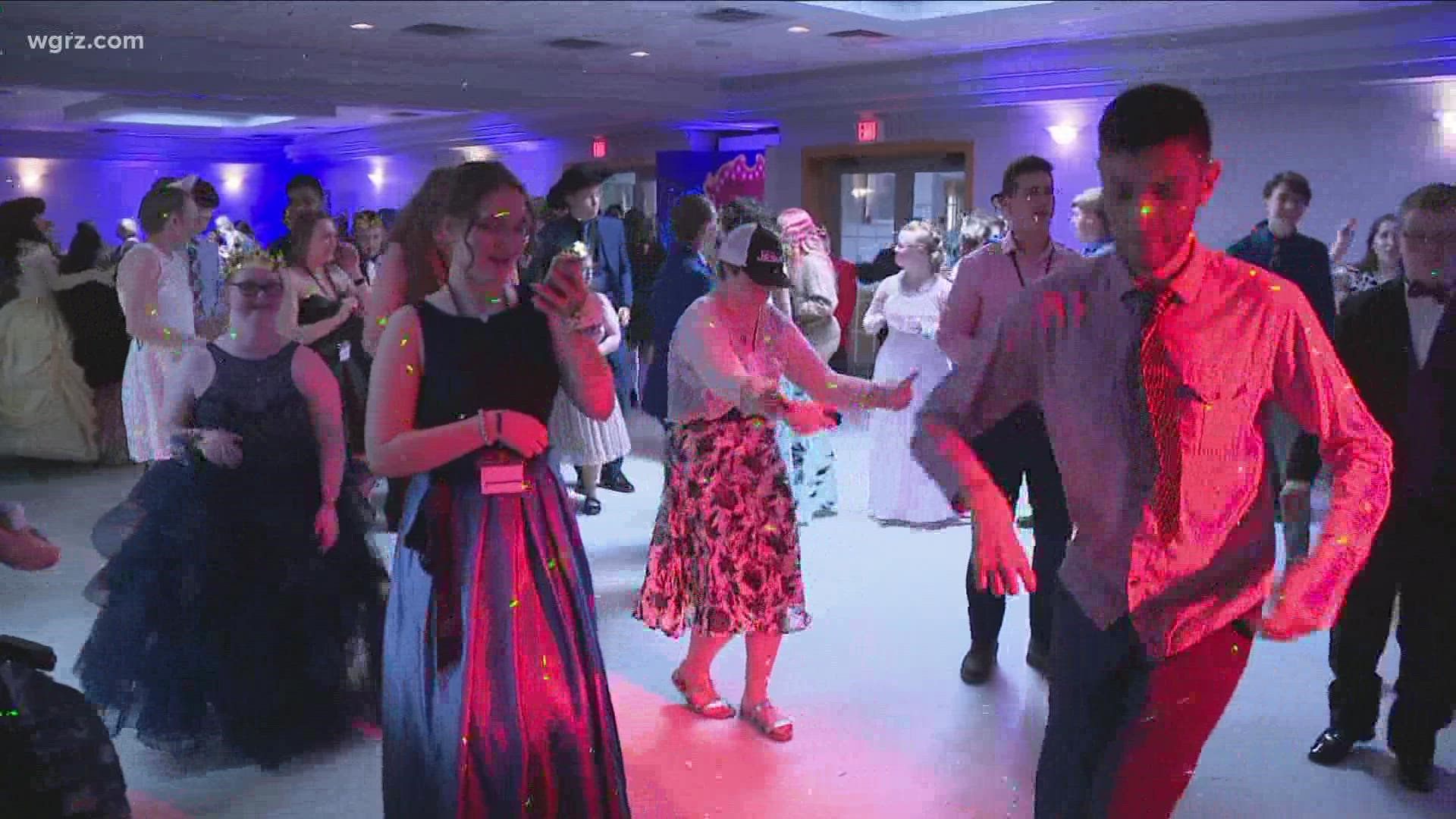 South Line Fire District welcomed those with disabilities to enjoy a night of fun and dancing with their friends.