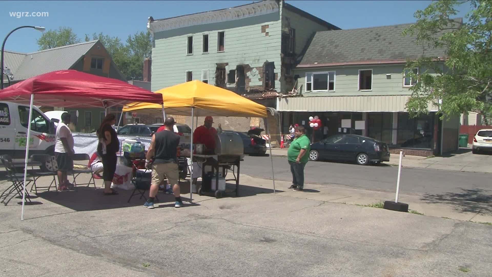 Today a father's day barbecue and fundraiser was held to support Fresh 2 Def cuts on Massachusetts avenue. The event had food, music and haircuts.
