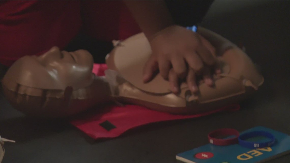 Maryvale High School teamed up with the Buffalo Bills to host CPR training - Vimarsana News