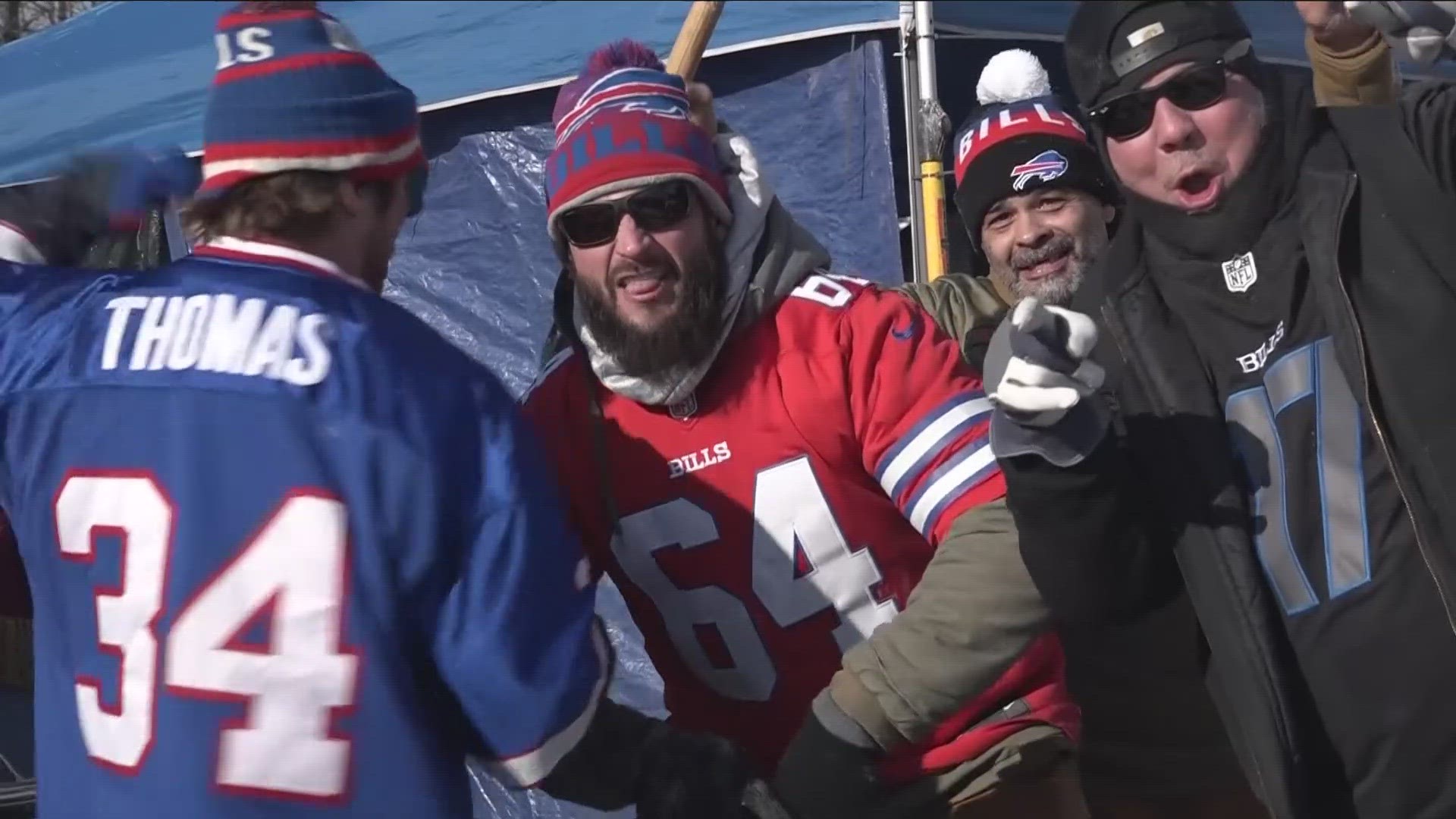 Bills fans brave snow and cold for playoff game