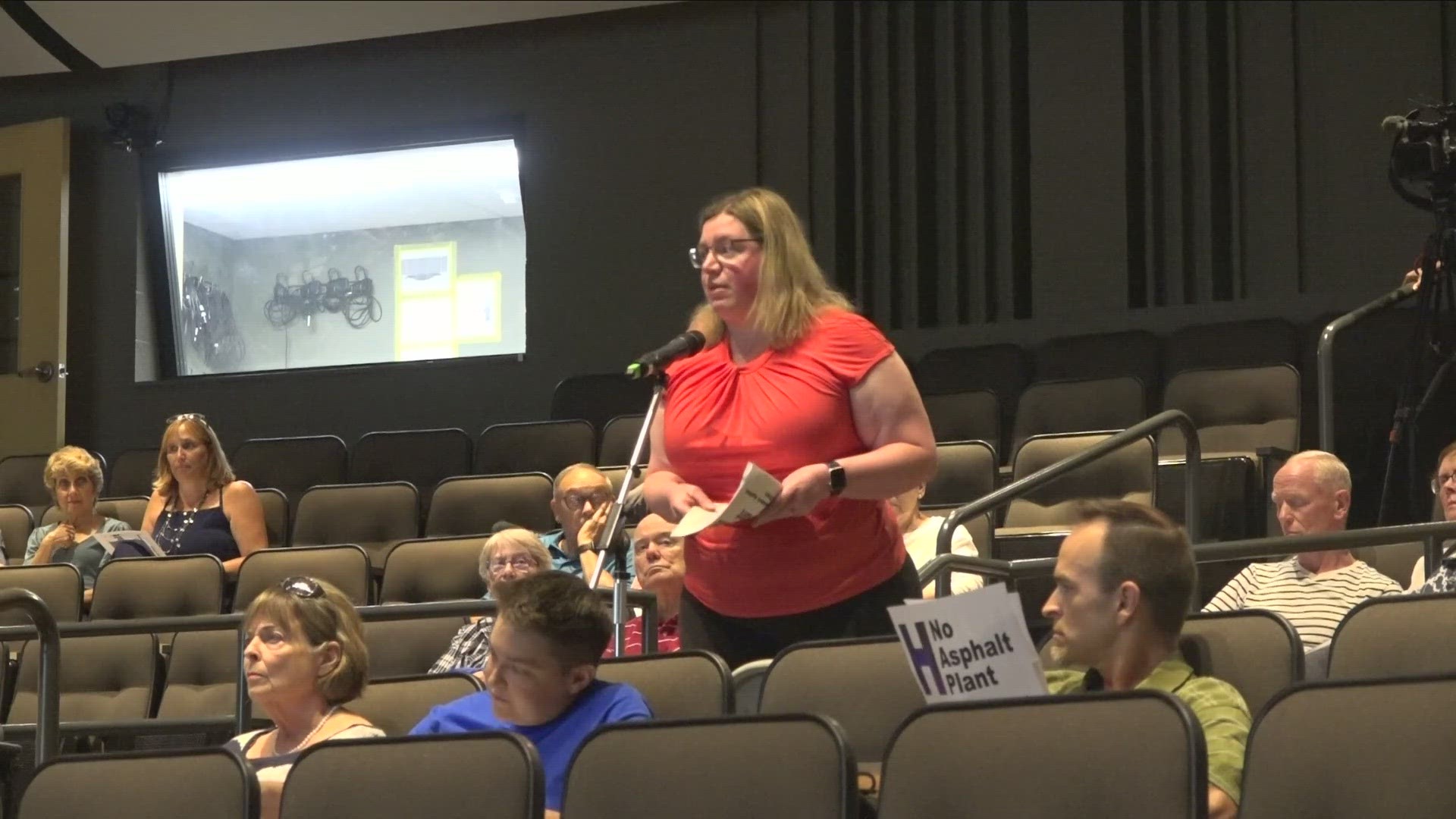 Many expressed concern at a public meeting Wednesday, over dust that might affect children at nearby schools.